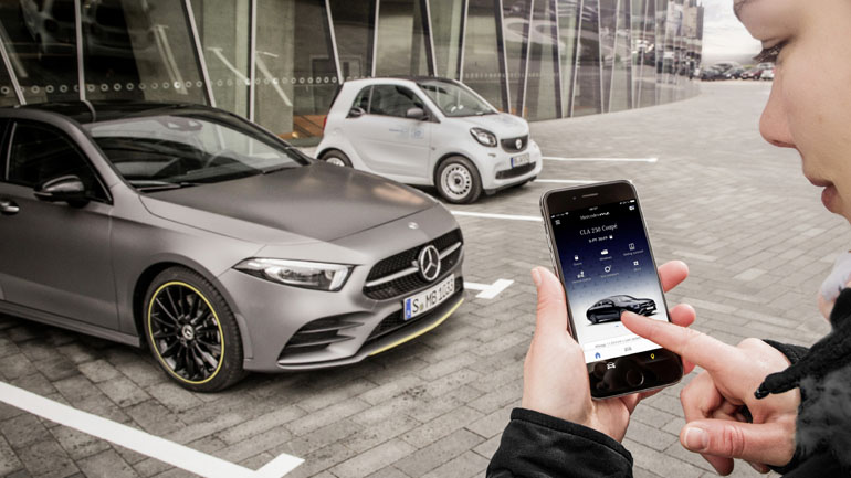 Η Mercedes συνδέει πλήρως τα αυτοκίνητα με το smartphone